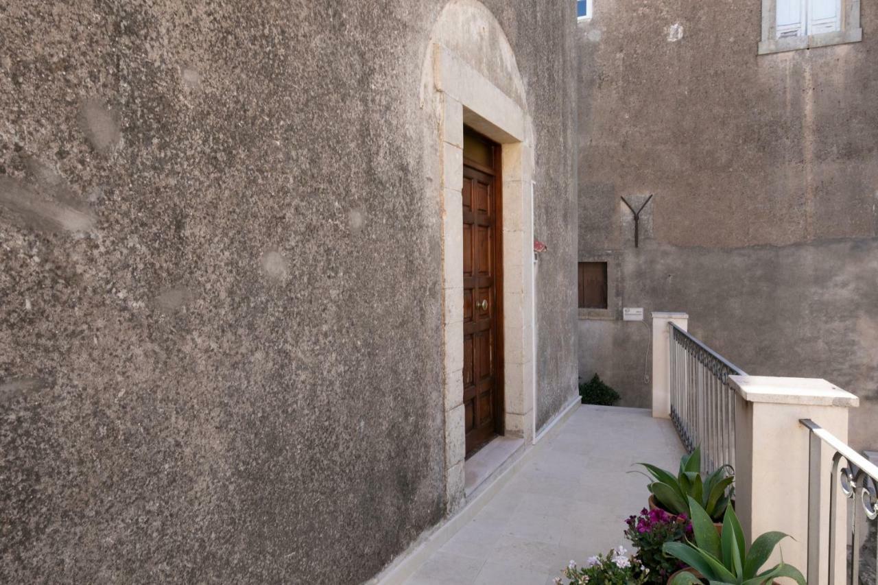 Casa Stefania Lägenhet Noto Exteriör bild